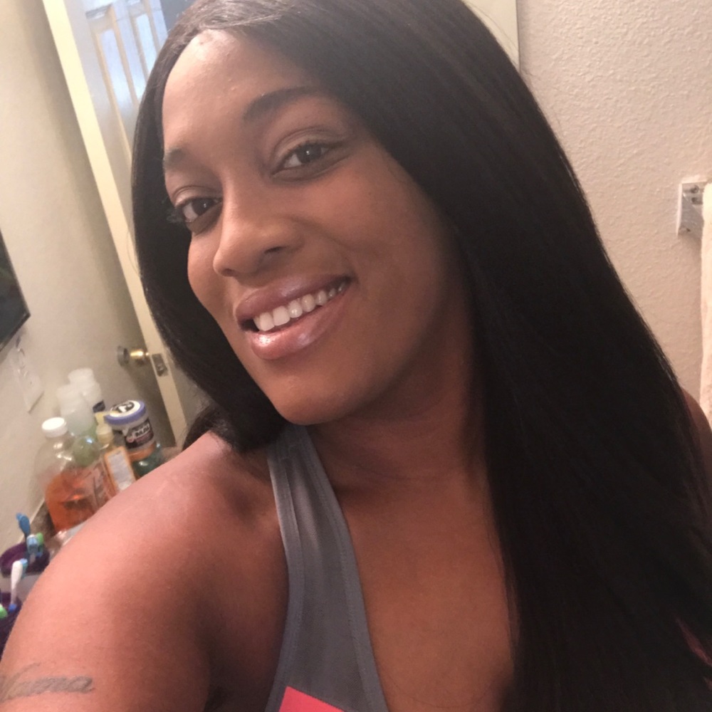 Meet your Posher, Karmen